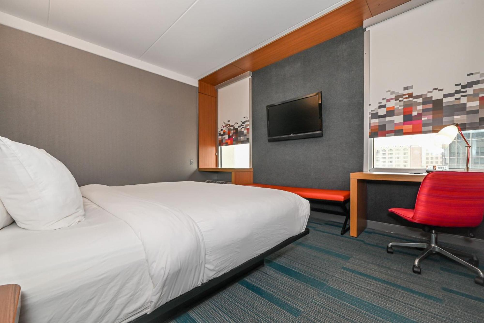Aloft Charlotte City Center Exterior photo